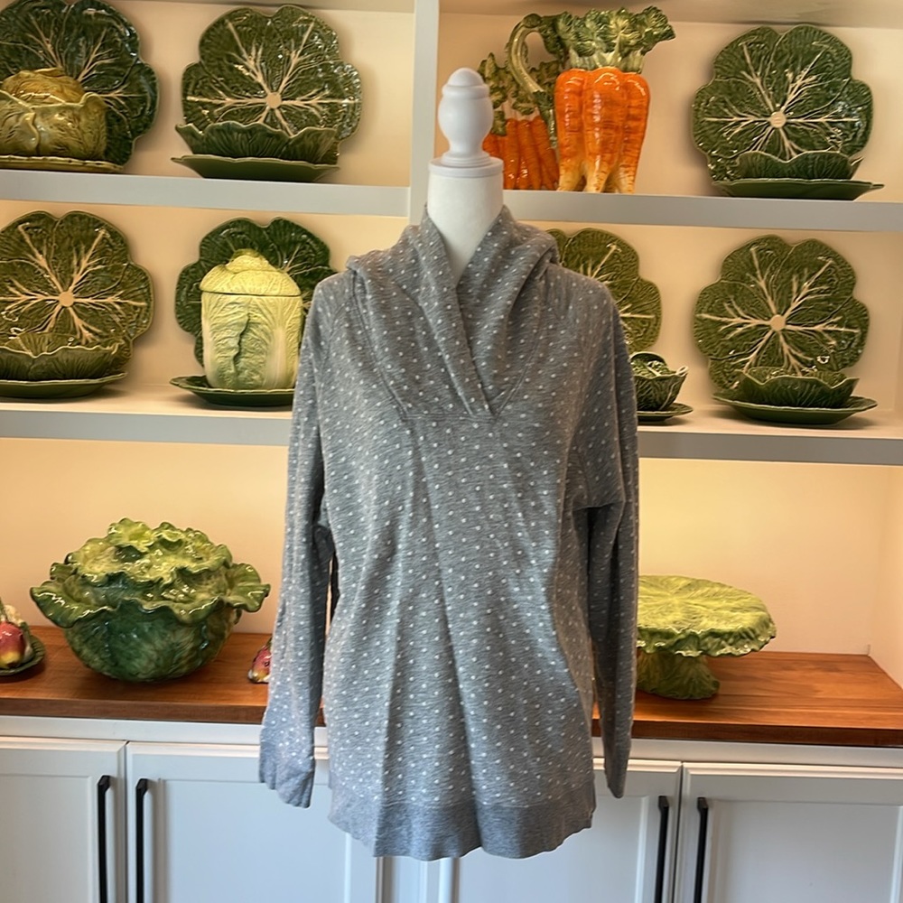 Vineyard Vines Polka Dot Hoodie Size L